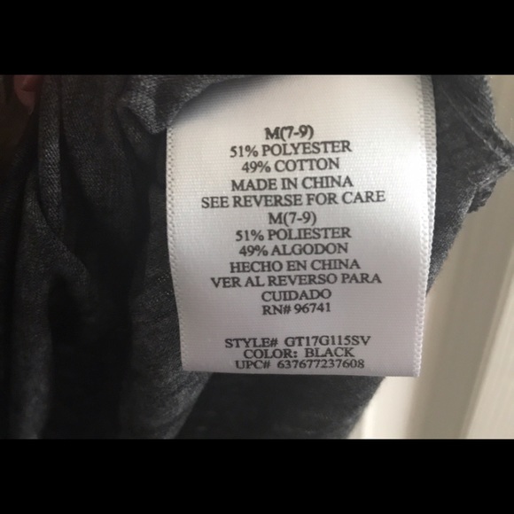 Rocker Girl Sz M Juniors T-Shirt V-Neck Dark Gray NWOT “You had me at muah” - Picture 7 of 8